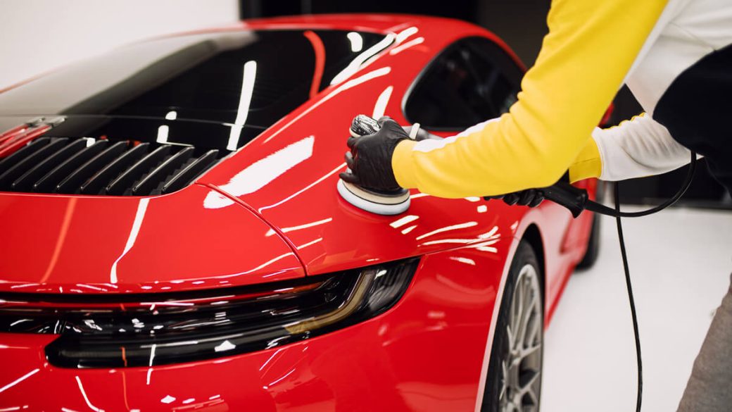 Bilvård rekond röd Porsche Mr Detailing Göteborg
